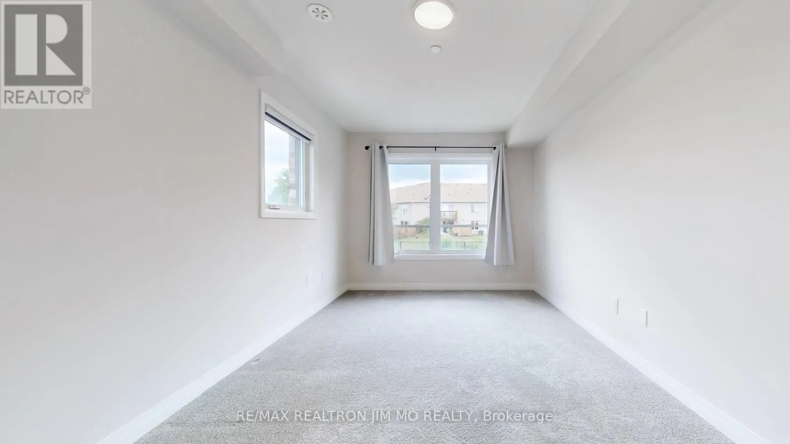 16 - 50 BAYNES WAY