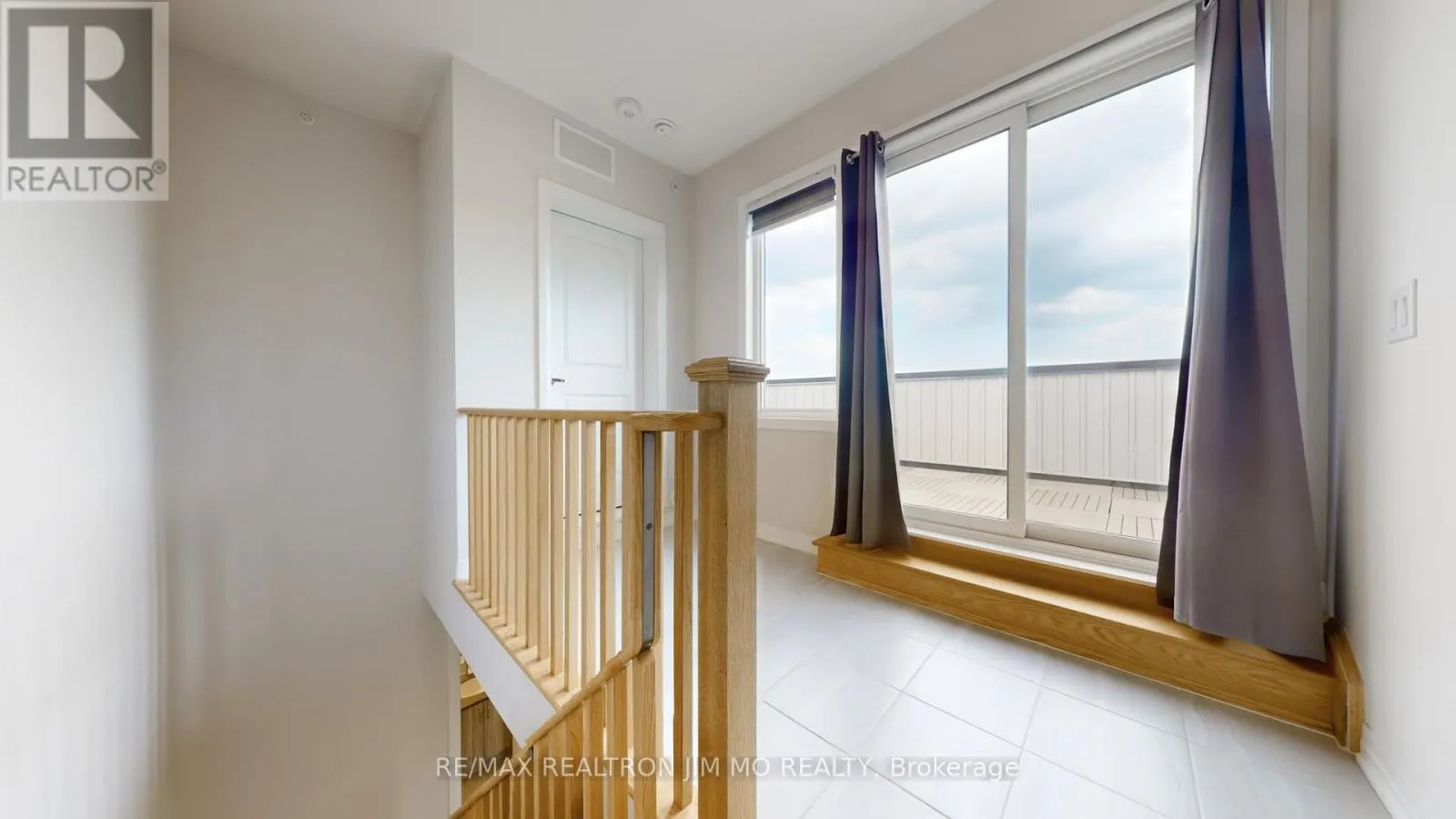 16 - 50 BAYNES WAY