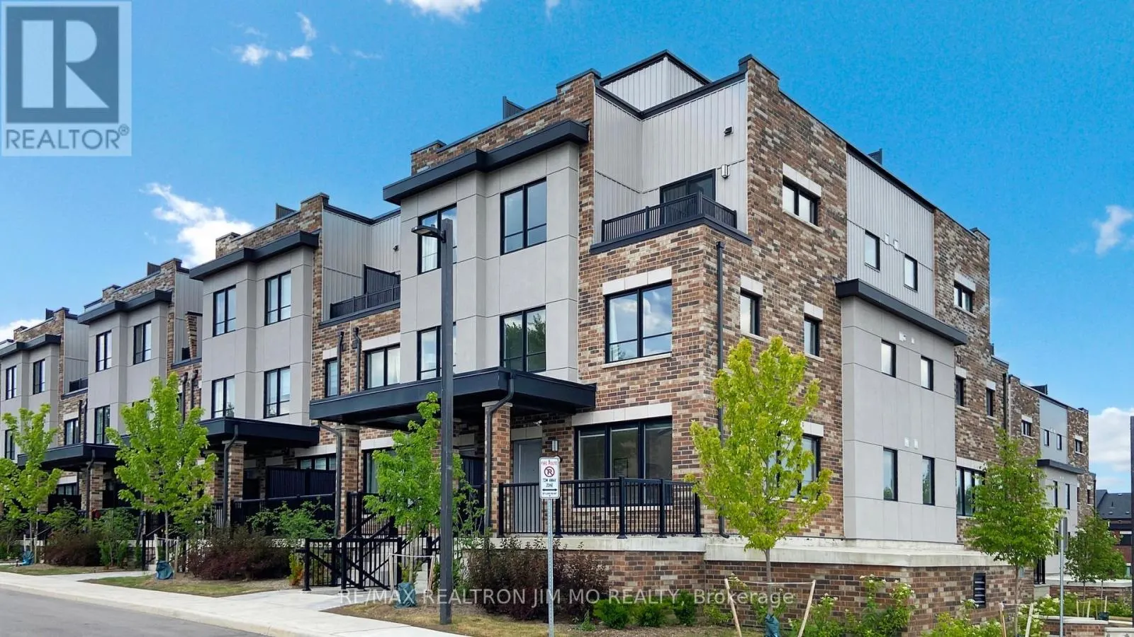 16 - 50 BAYNES WAY