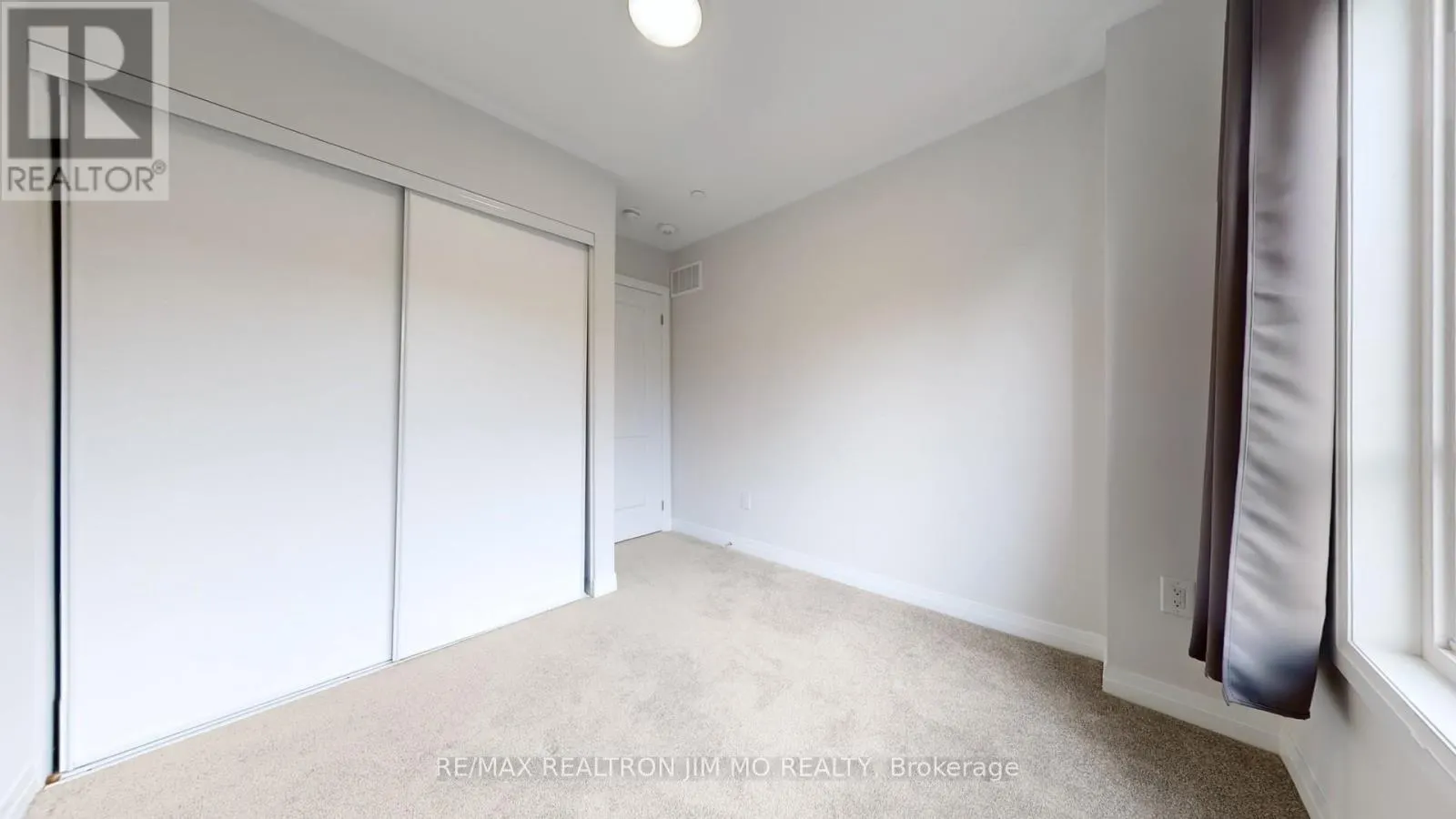 16 - 50 BAYNES WAY