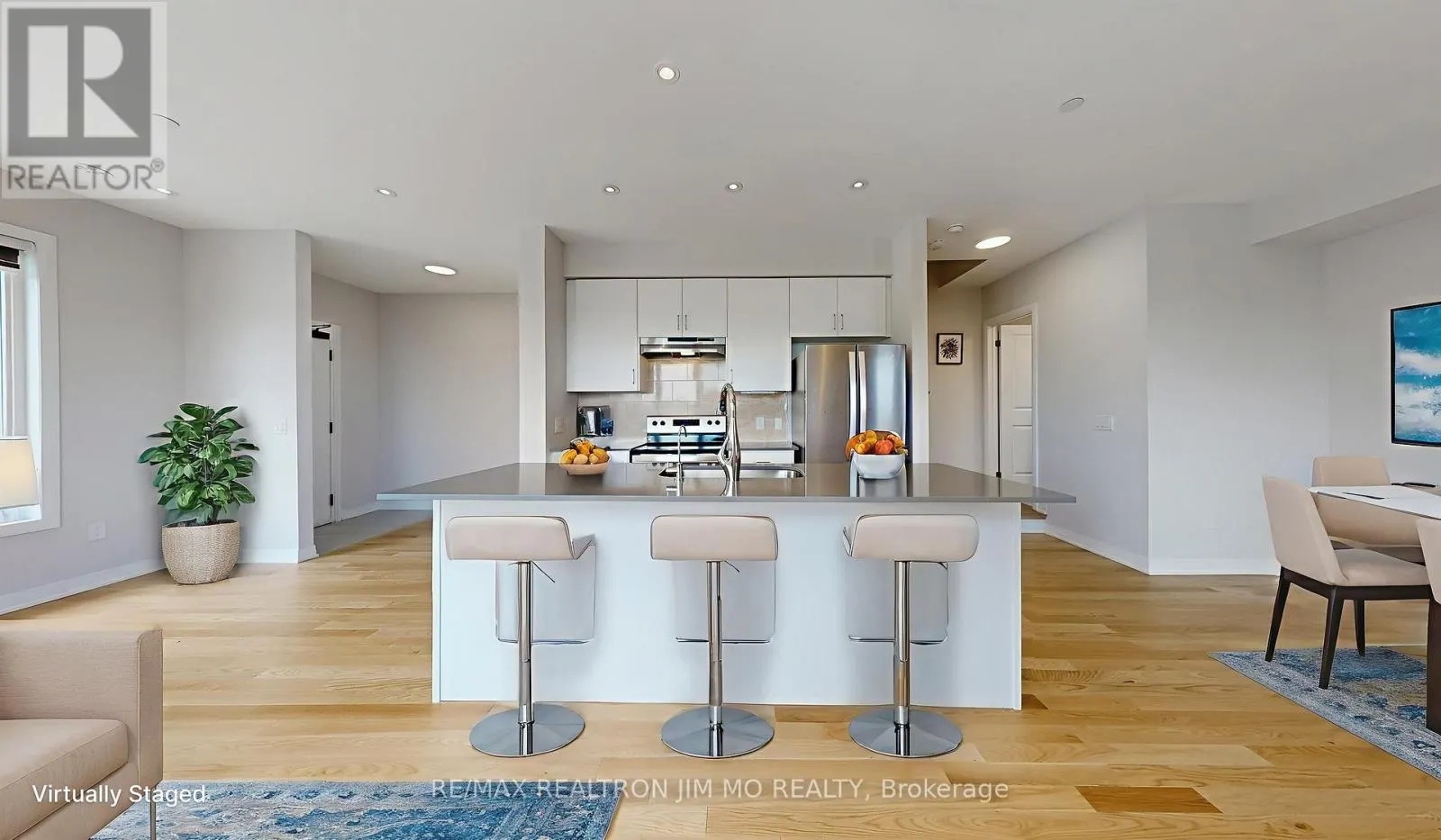 16 - 50 BAYNES WAY