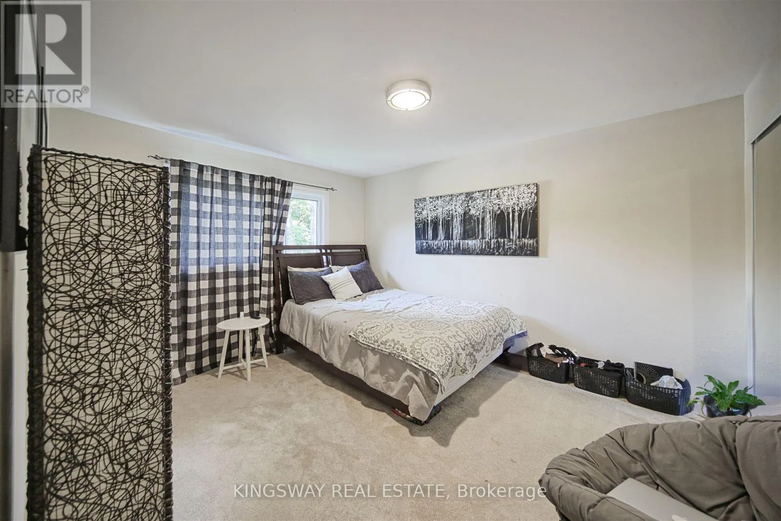 3934 LAKEVIEW ROAD