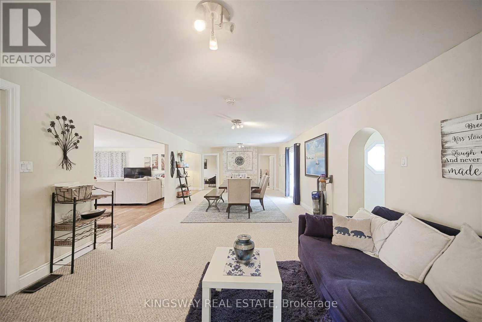 3934 LAKEVIEW ROAD