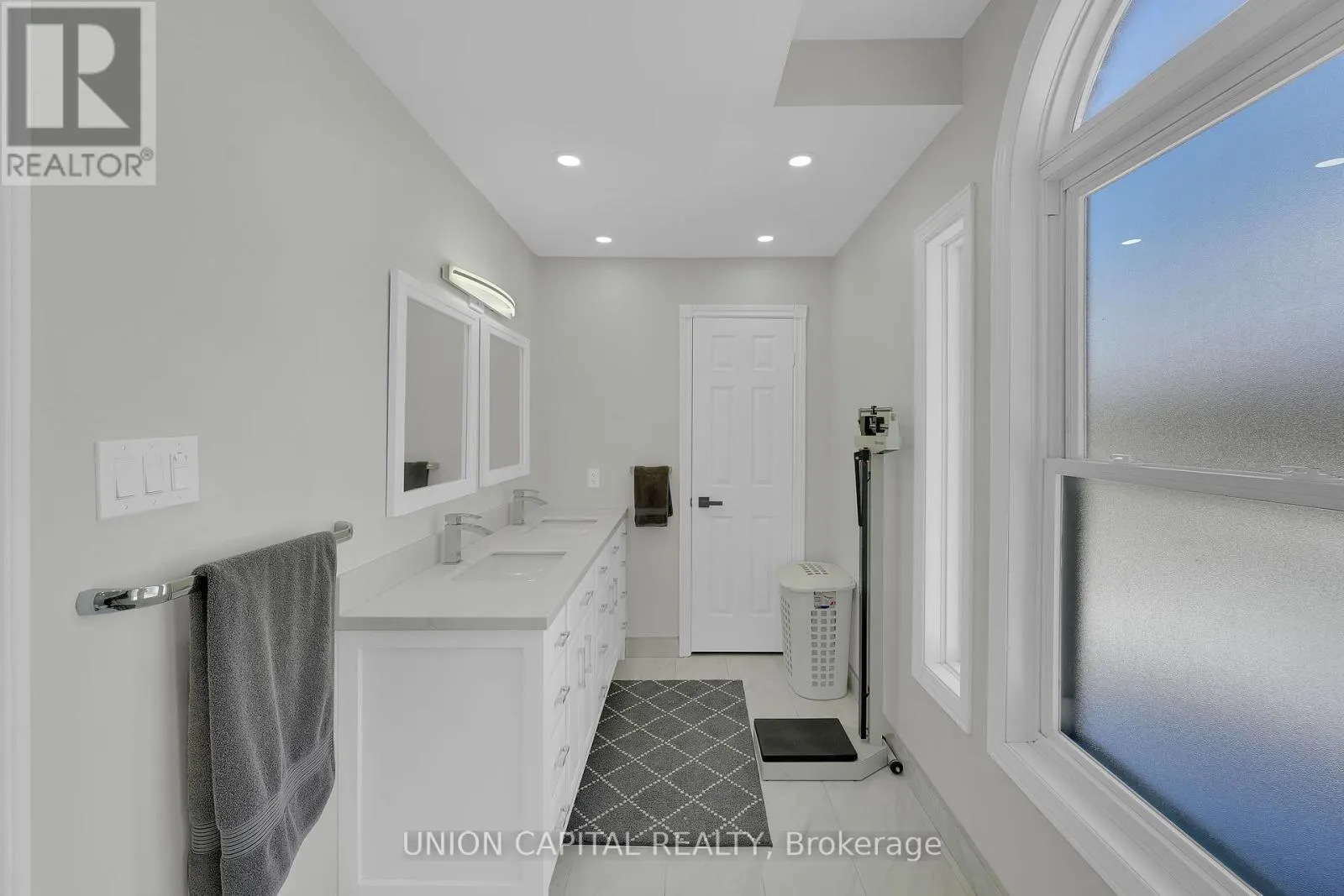 12 REESOR PLACE