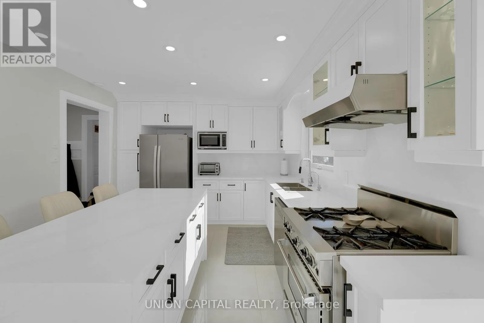 12 REESOR PLACE