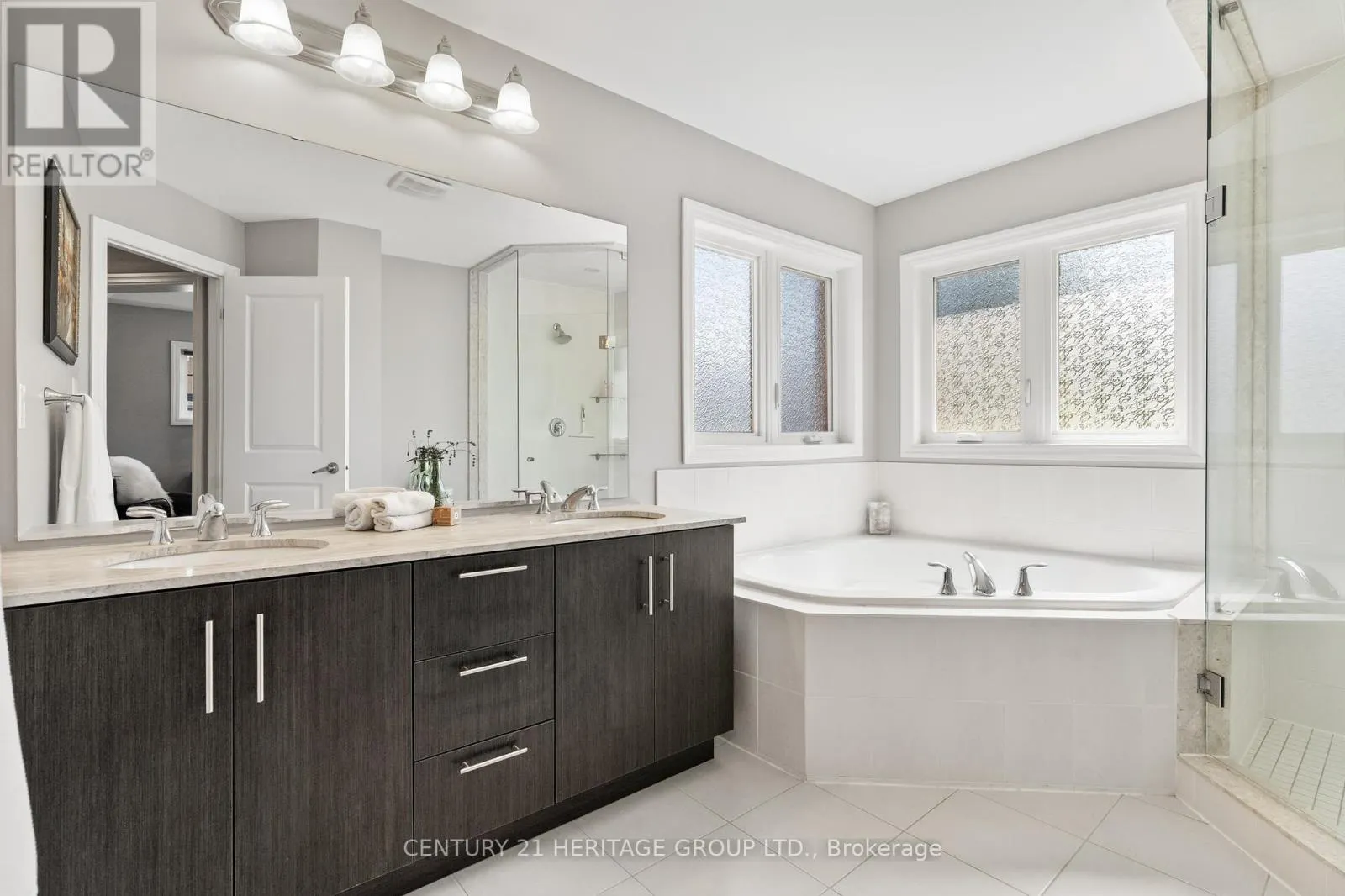 64 WELLS ORCHARD CRESCENT