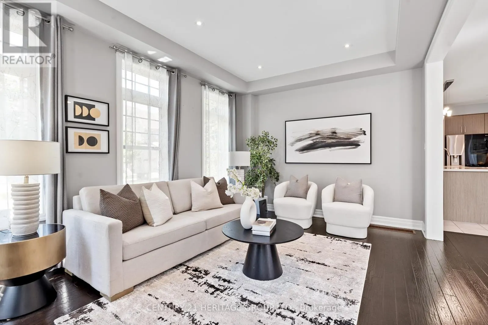 64 WELLS ORCHARD CRESCENT