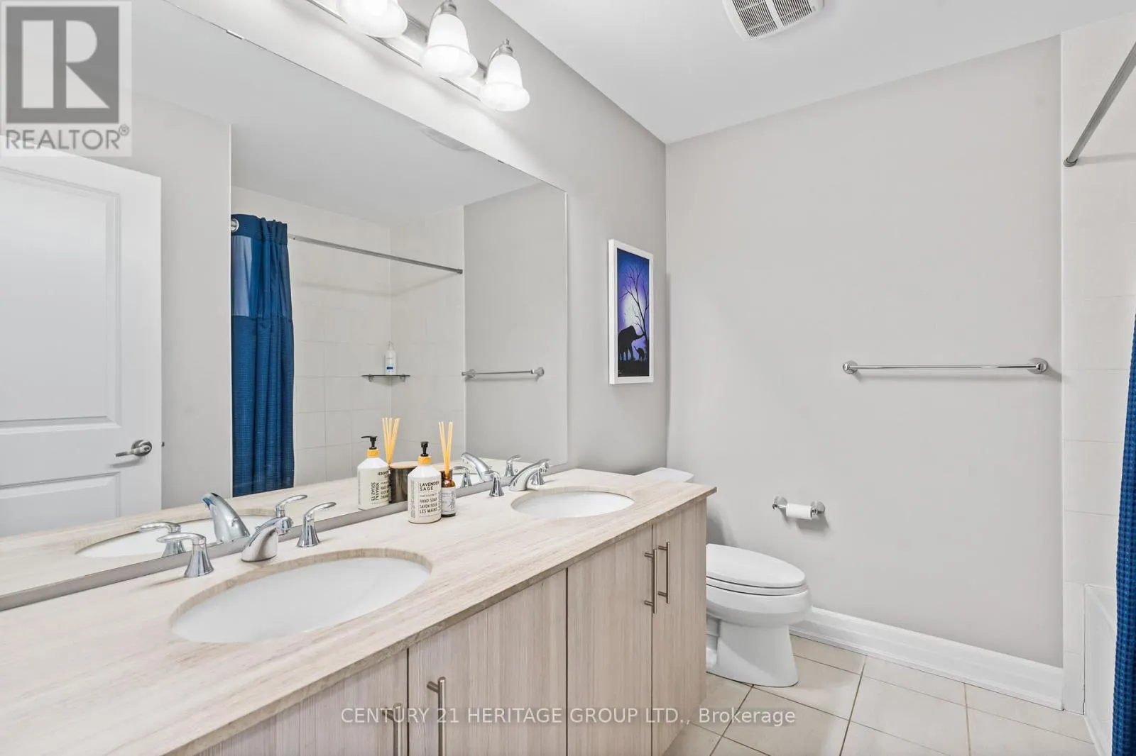 64 WELLS ORCHARD CRESCENT