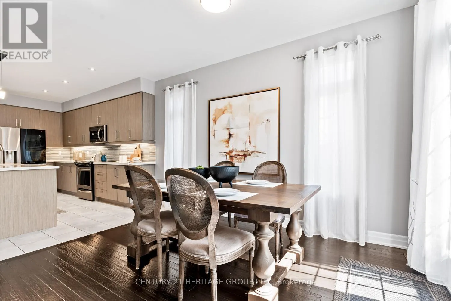 64 WELLS ORCHARD CRESCENT