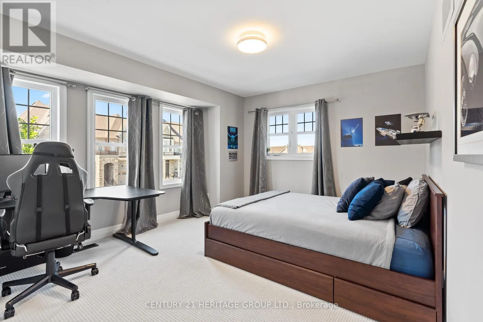 64 WELLS ORCHARD CRESCENT