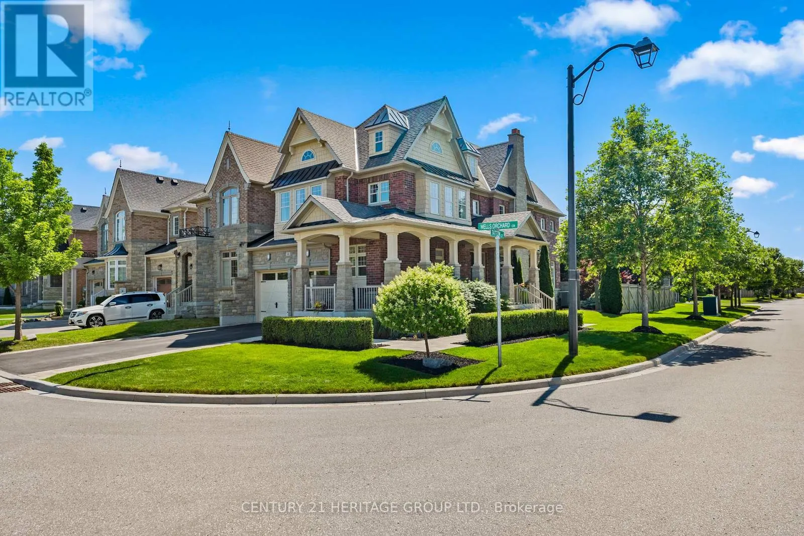 64 WELLS ORCHARD CRESCENT