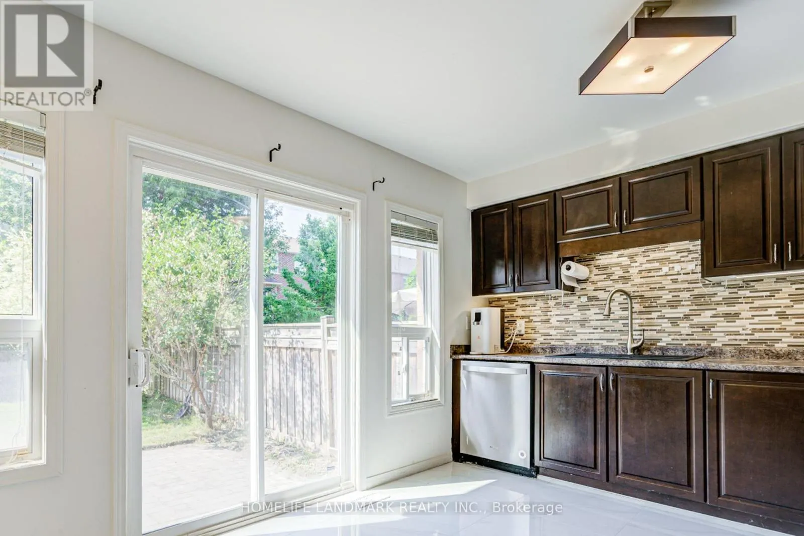 55 LEWIS HONEY DRIVE