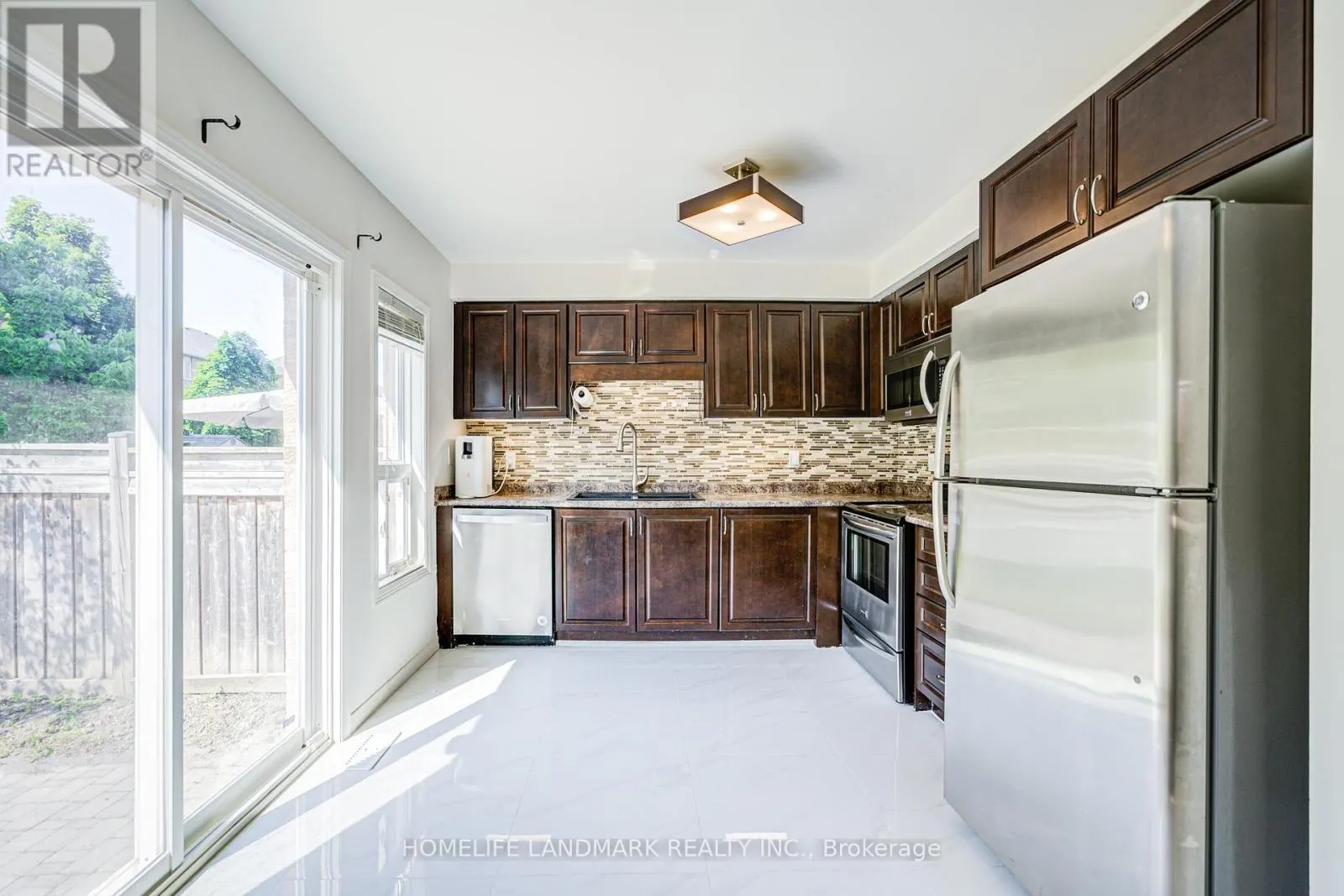 55 LEWIS HONEY DRIVE