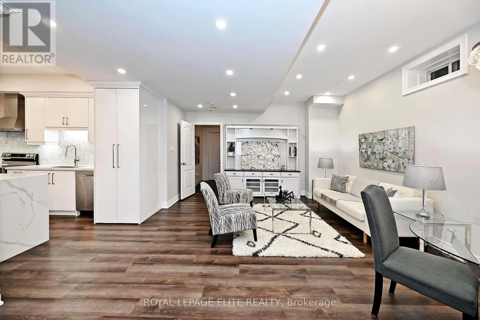 39 HOLLAND VISTA STREET