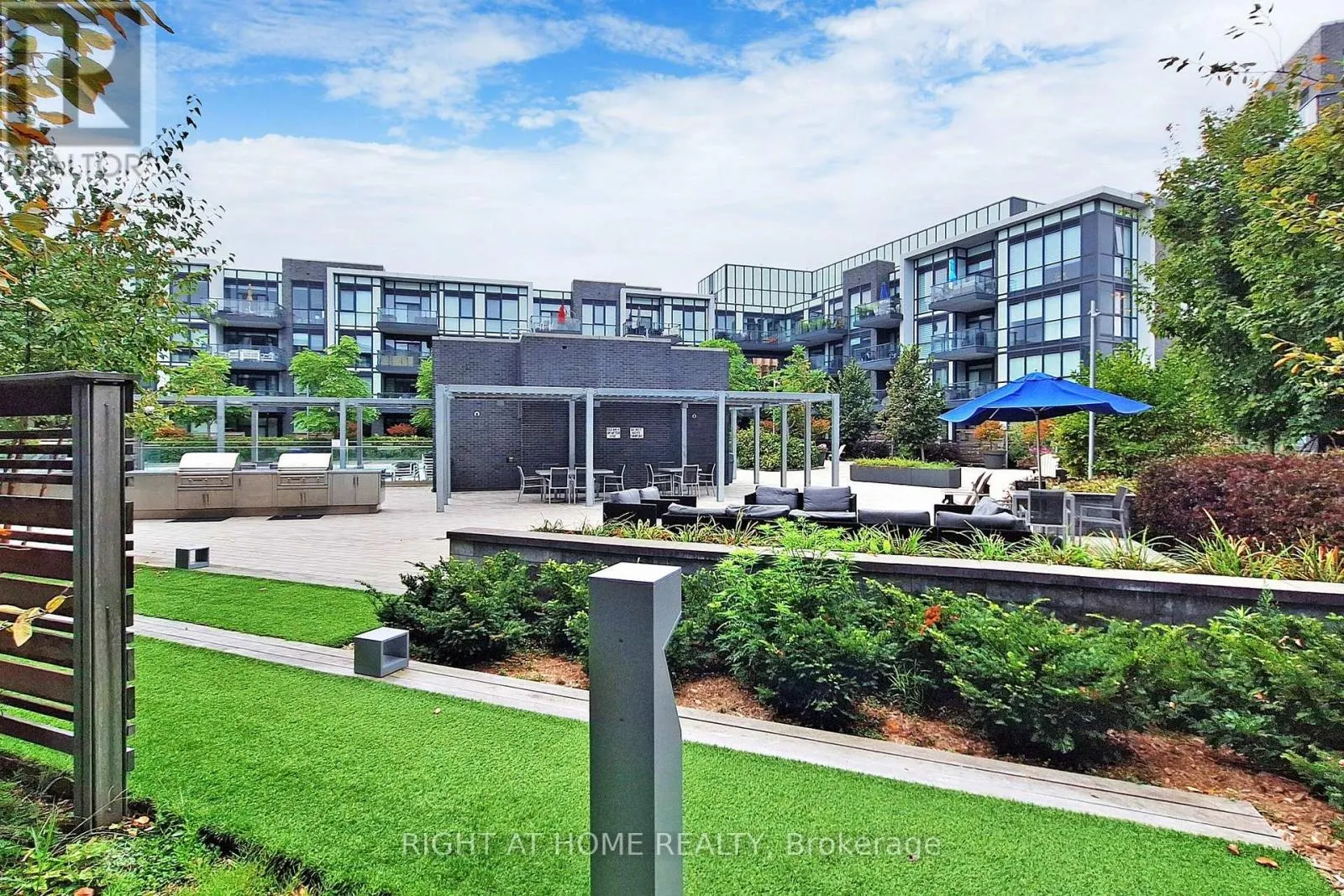 123 - 375 SEA RAY AVENUE