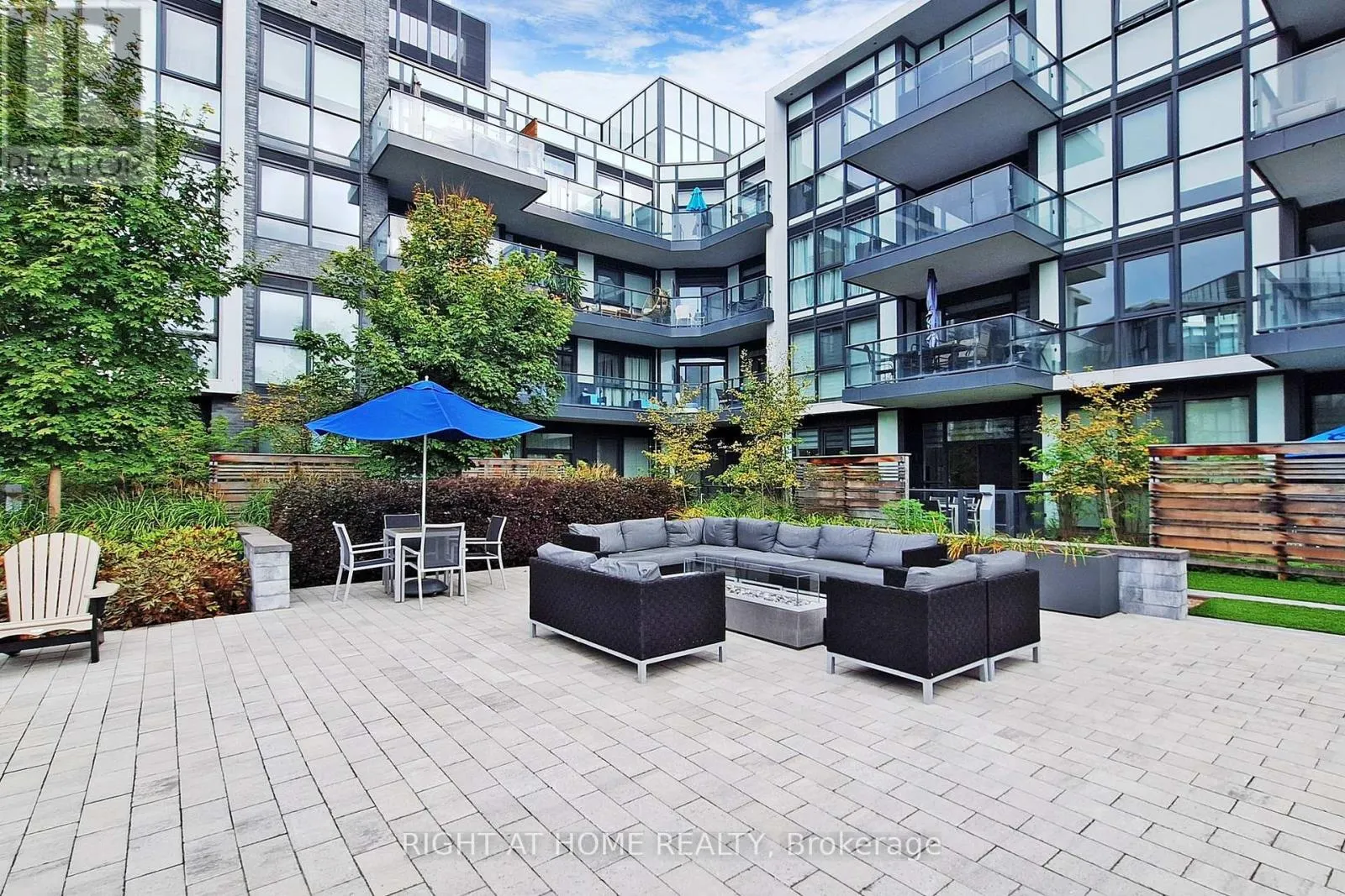 123 - 375 SEA RAY AVENUE