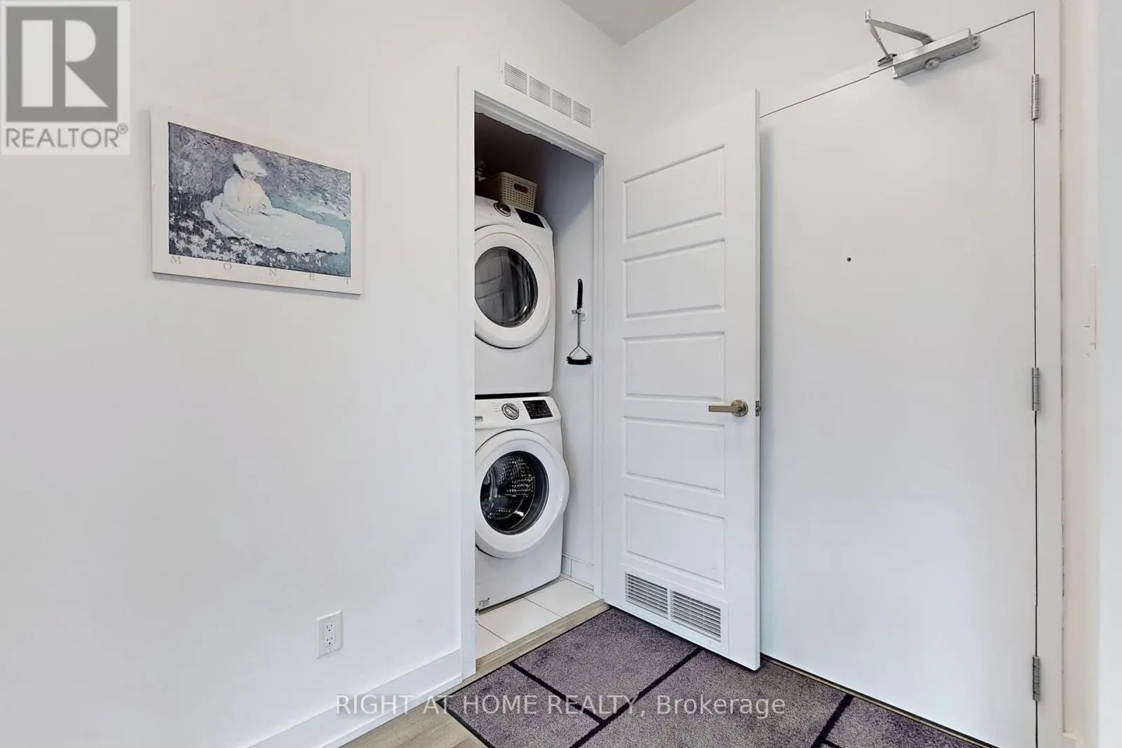 123 - 375 SEA RAY AVENUE
