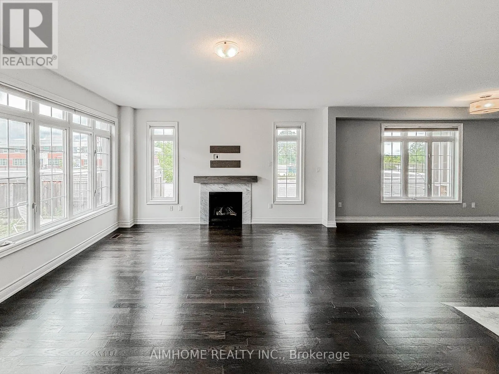 1 BRIARFIELD AVENUE