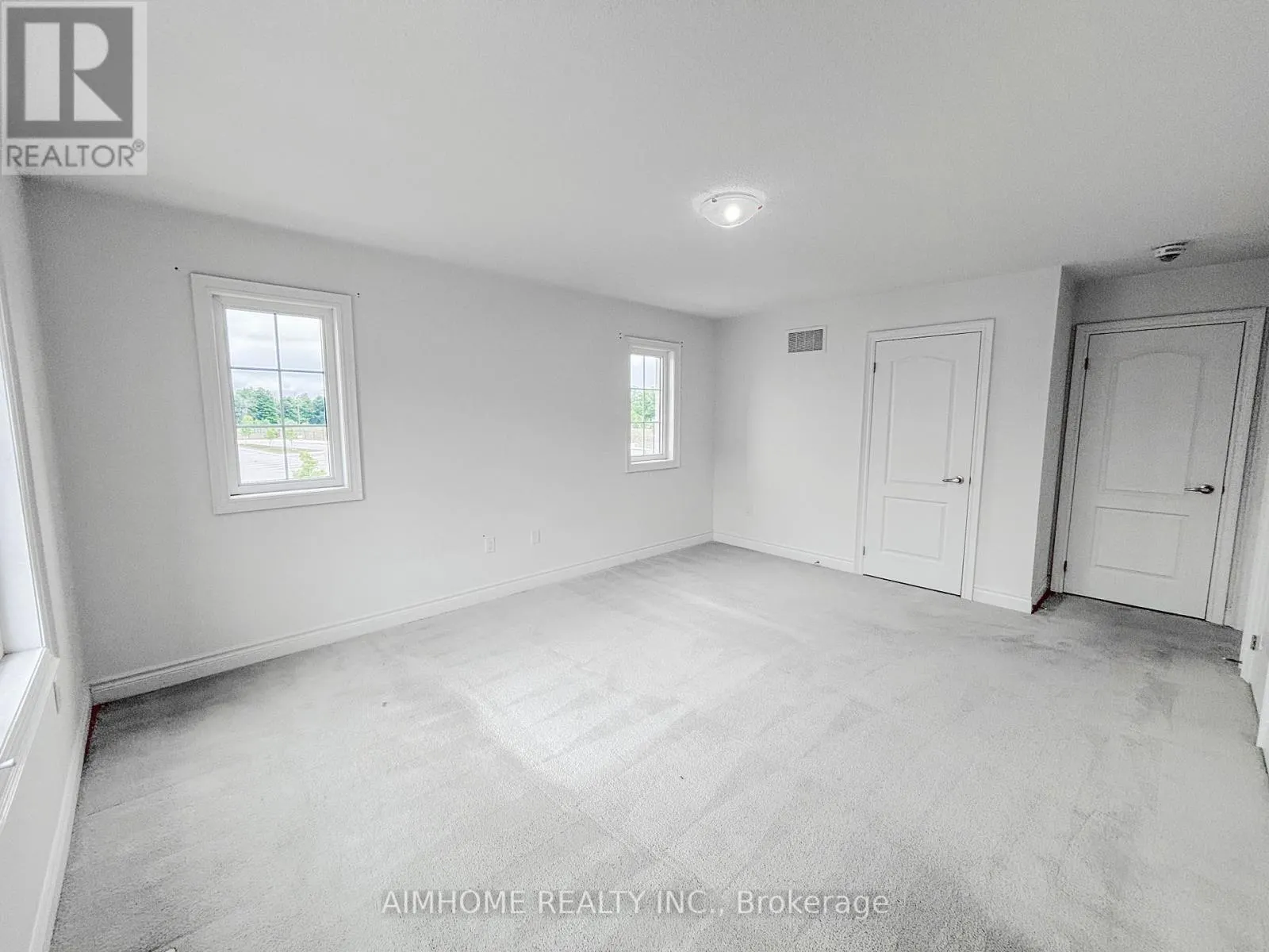 1 BRIARFIELD AVENUE