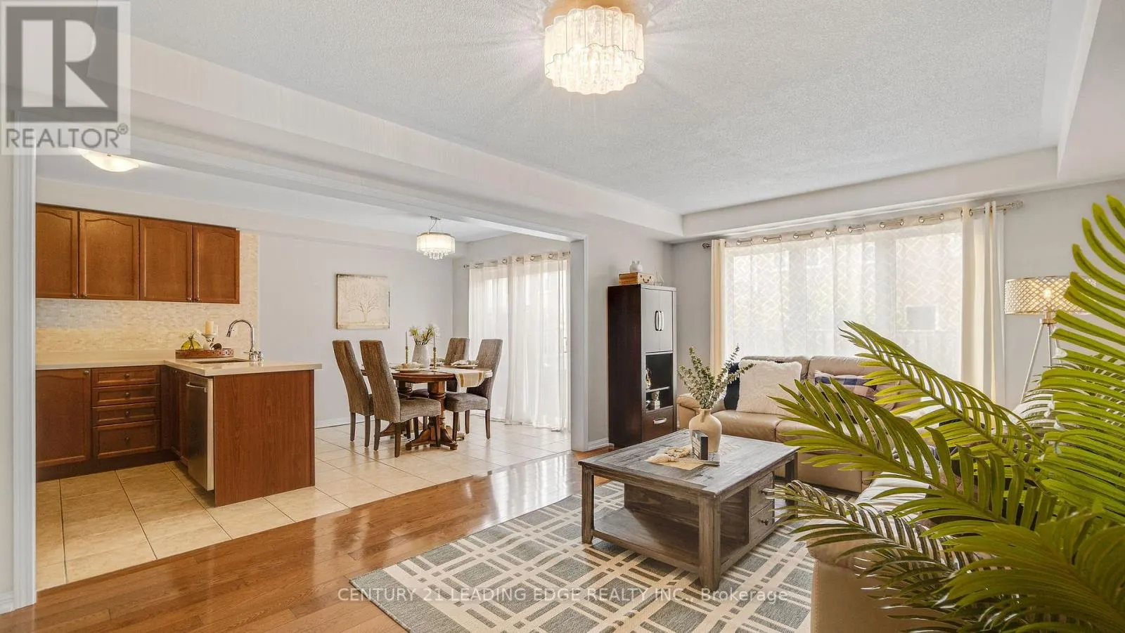 15 JAMESWAY CRESCENT