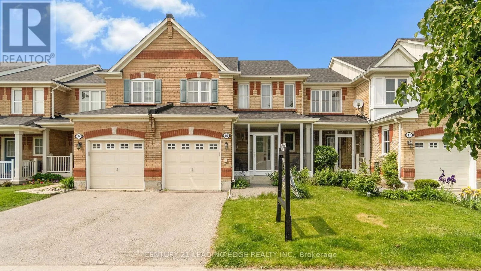 15 JAMESWAY CRESCENT