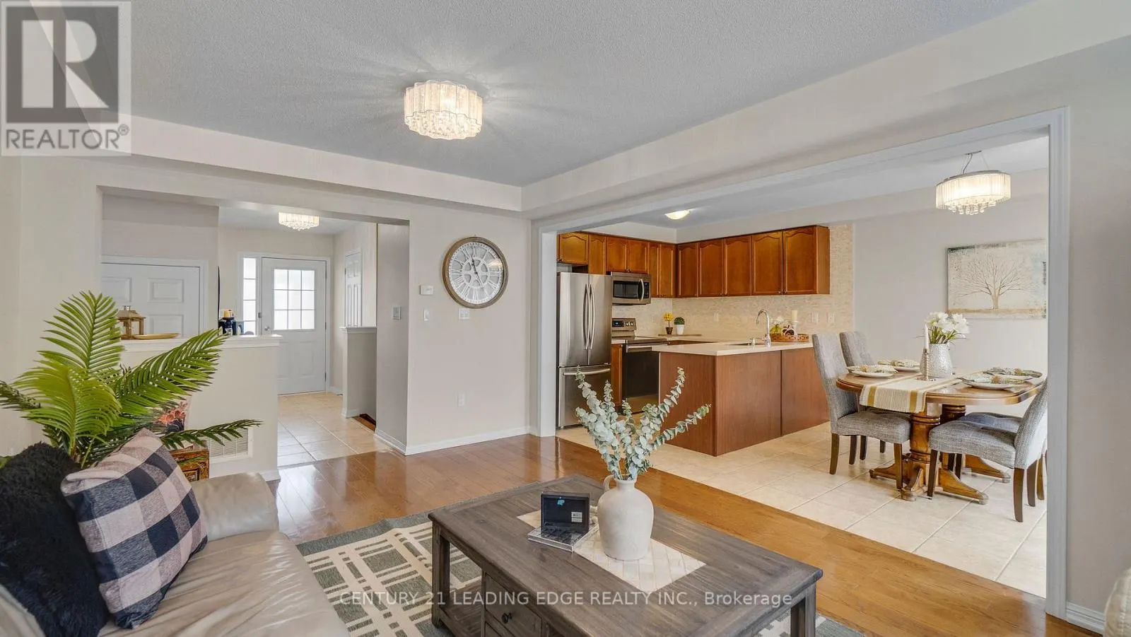 15 JAMESWAY CRESCENT