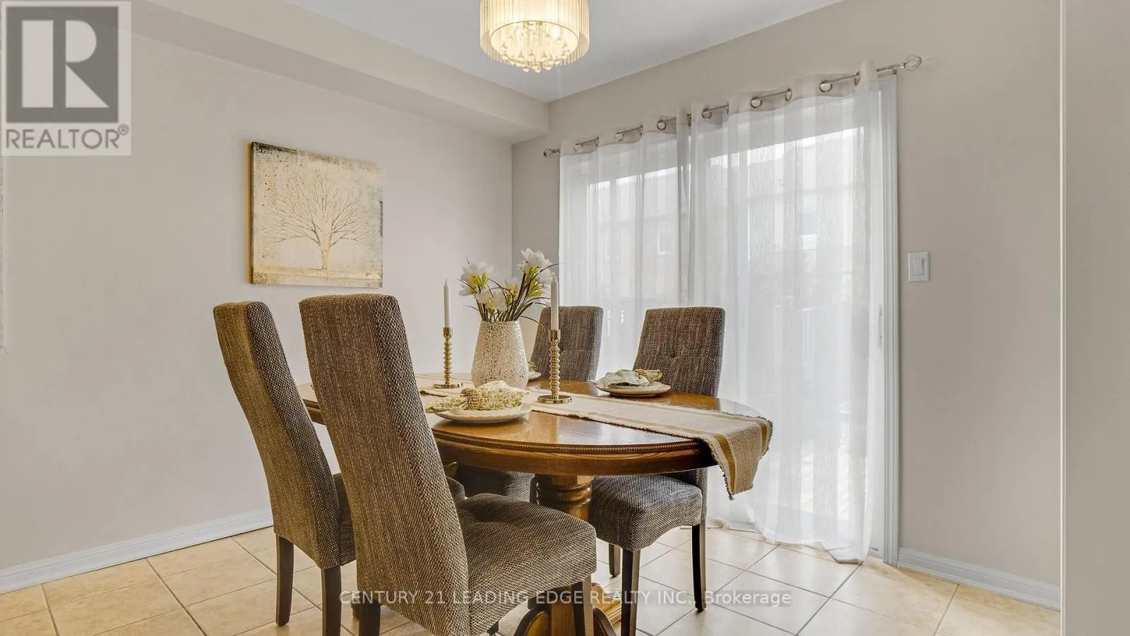 15 JAMESWAY CRESCENT