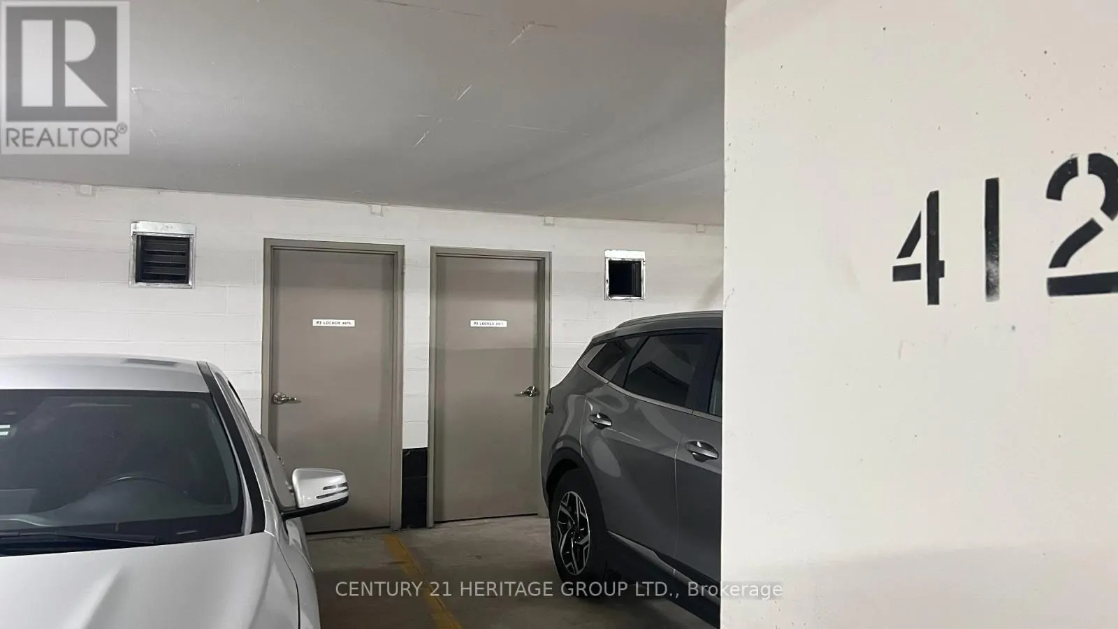 207 - 9618 YONGE STREET
