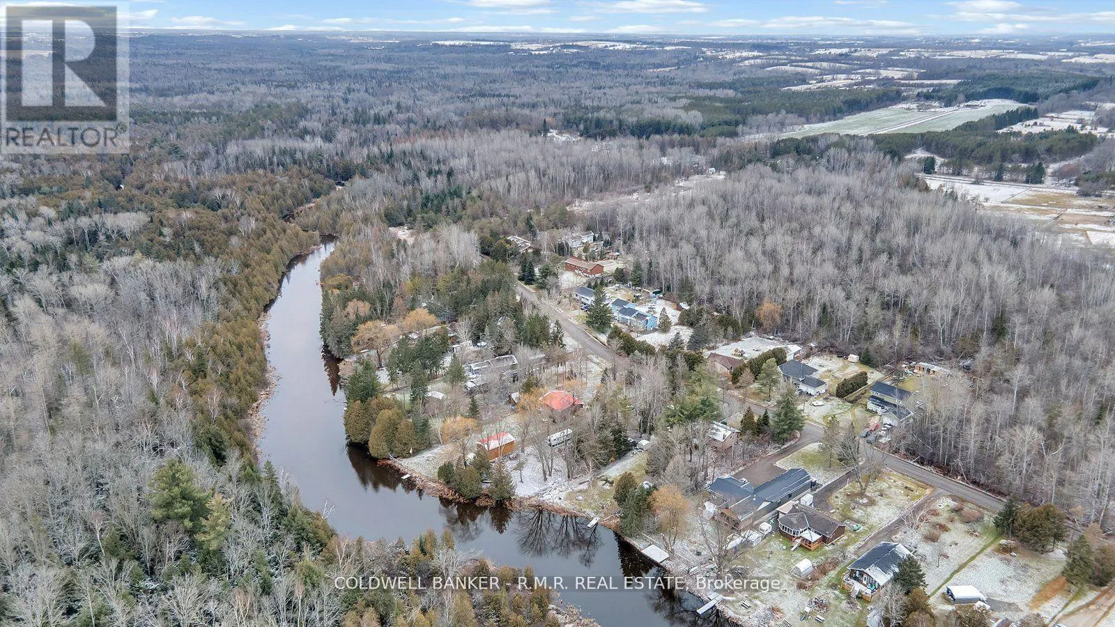 44 NICHOLSON DRIVE