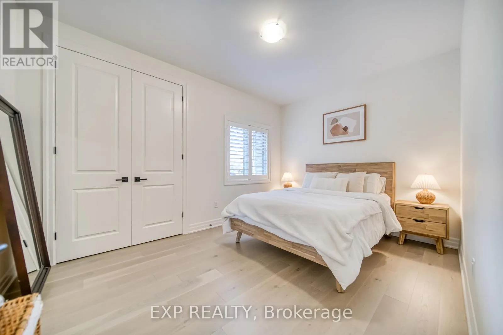 42 MEADOW VISTA CRESCENT