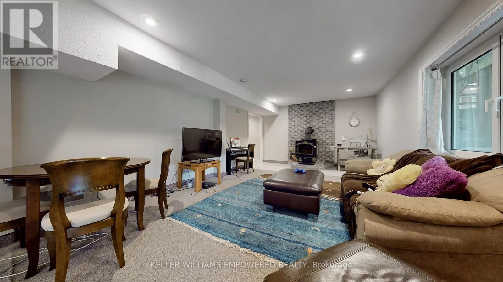 788 WOODLAND ACRES CRESCENT