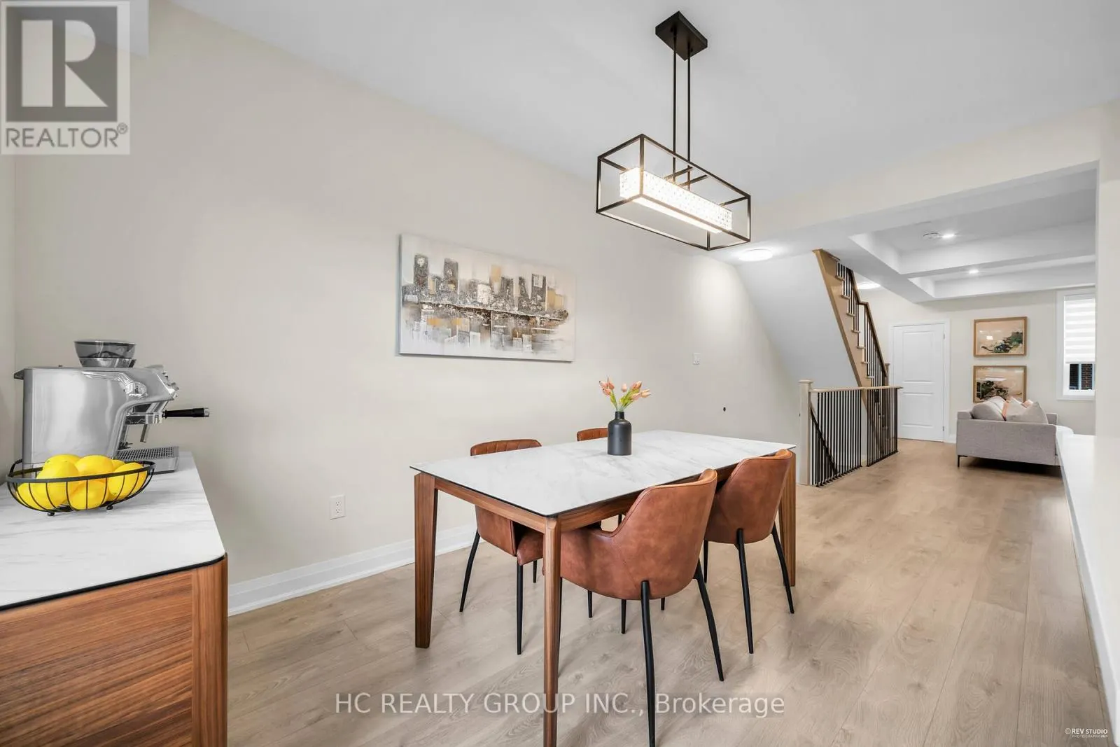41 MCCONAGHY COURT
