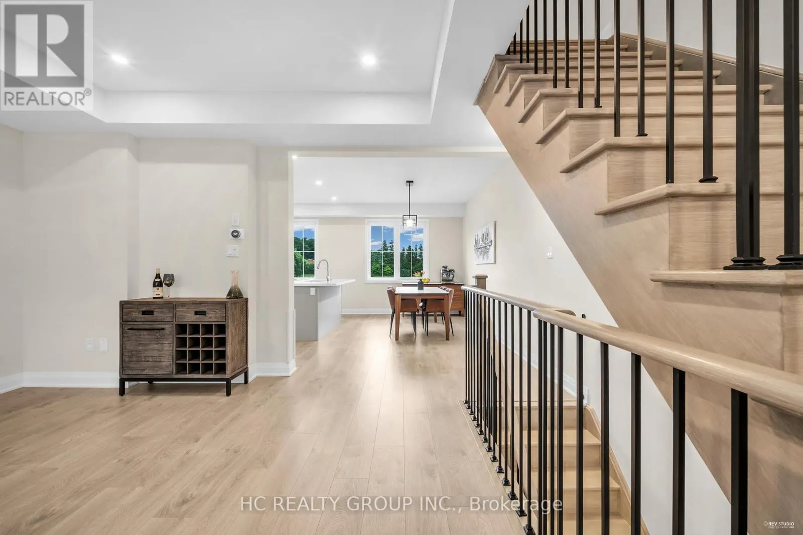 41 MCCONAGHY COURT