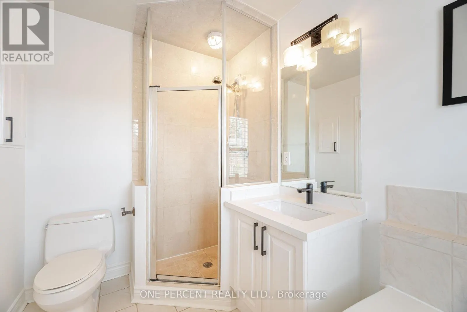 25 - 8038 YONGE STREET