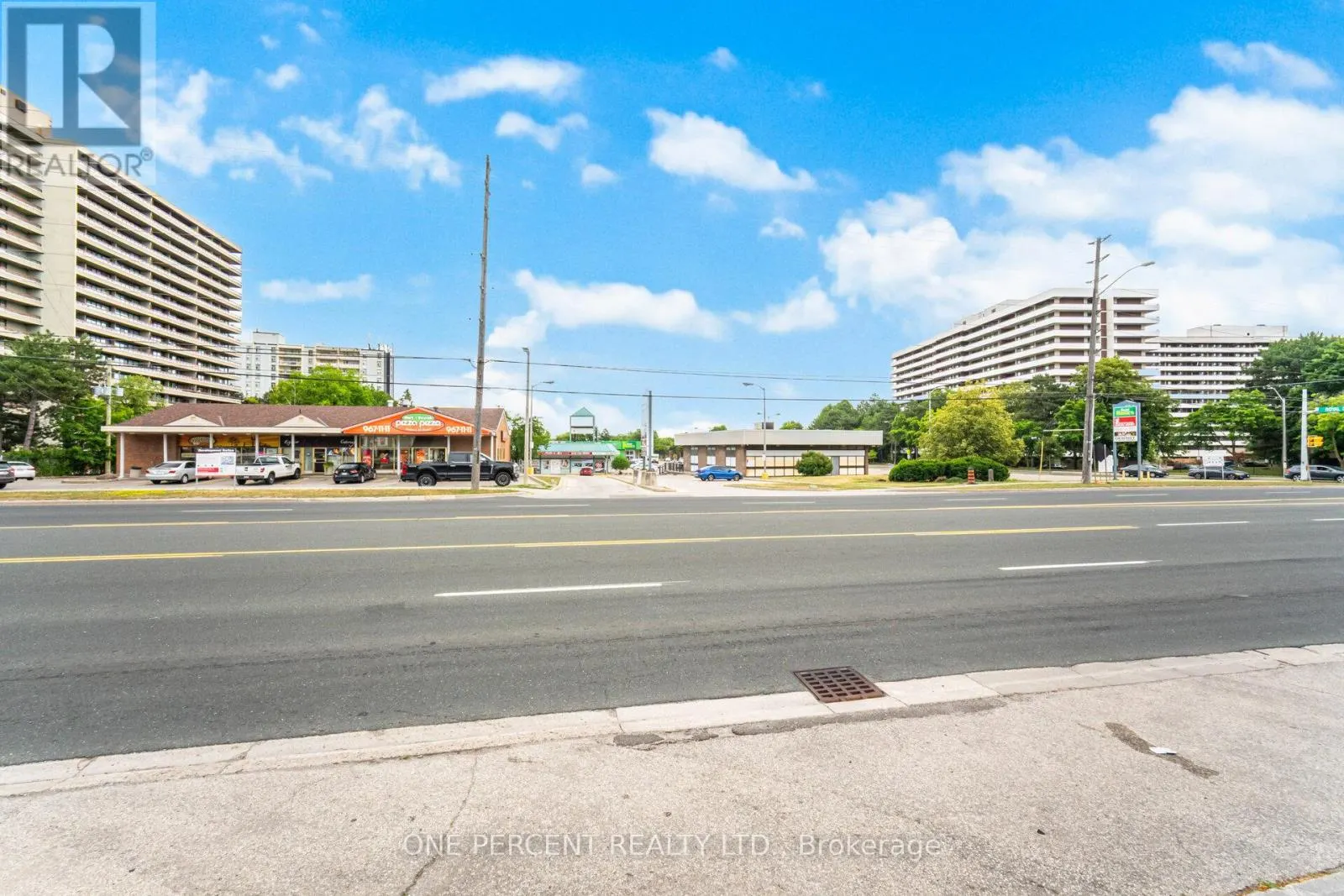 25 - 8038 YONGE STREET