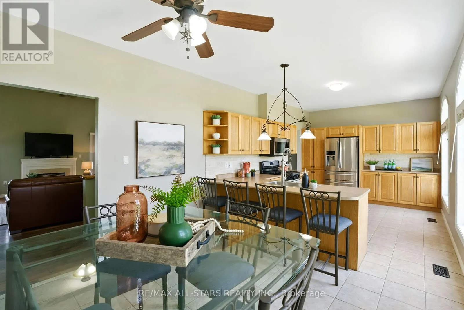 28 BAGSHAW CRESCENT