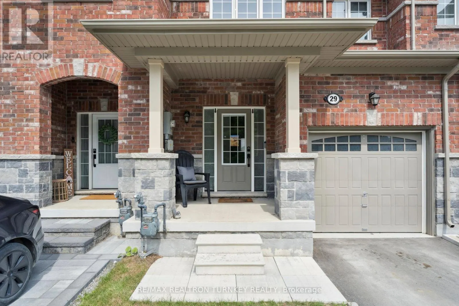 29 ANNE PEGG CRESCENT