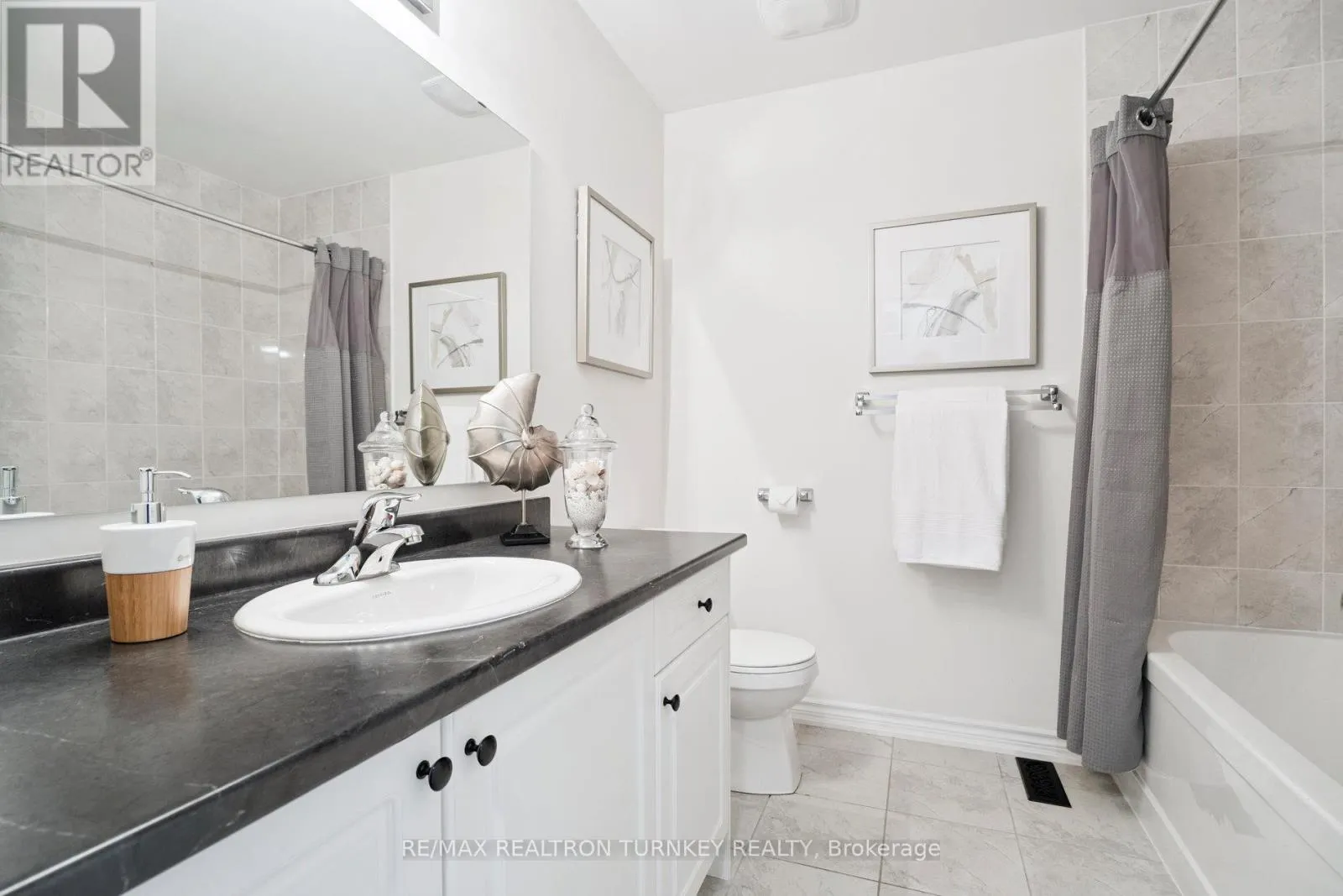 29 ANNE PEGG CRESCENT