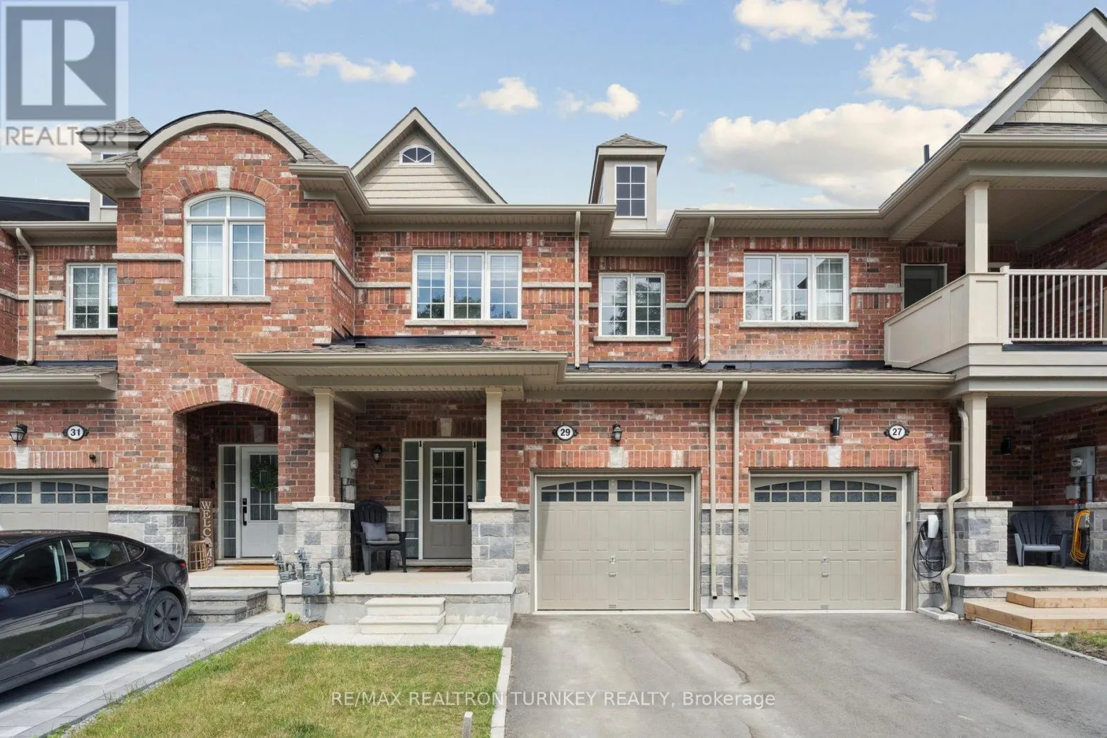 29 ANNE PEGG CRESCENT