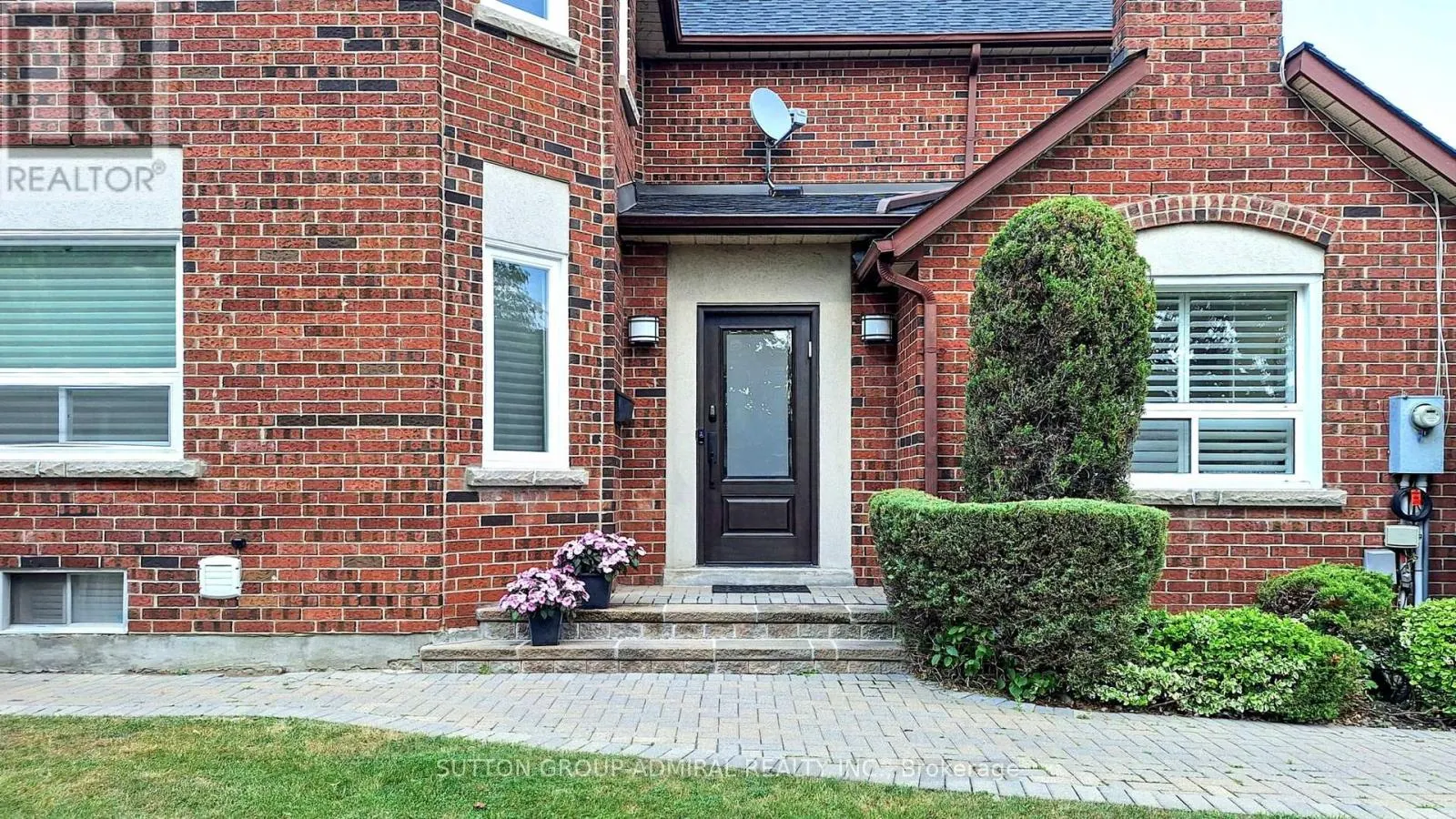 122 EDMUND SEAGER DRIVE