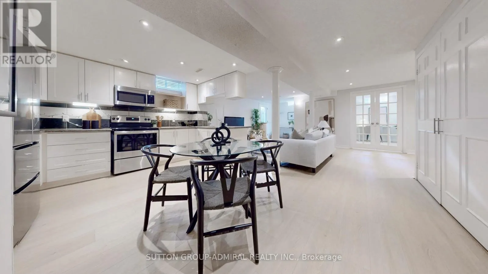 122 EDMUND SEAGER DRIVE