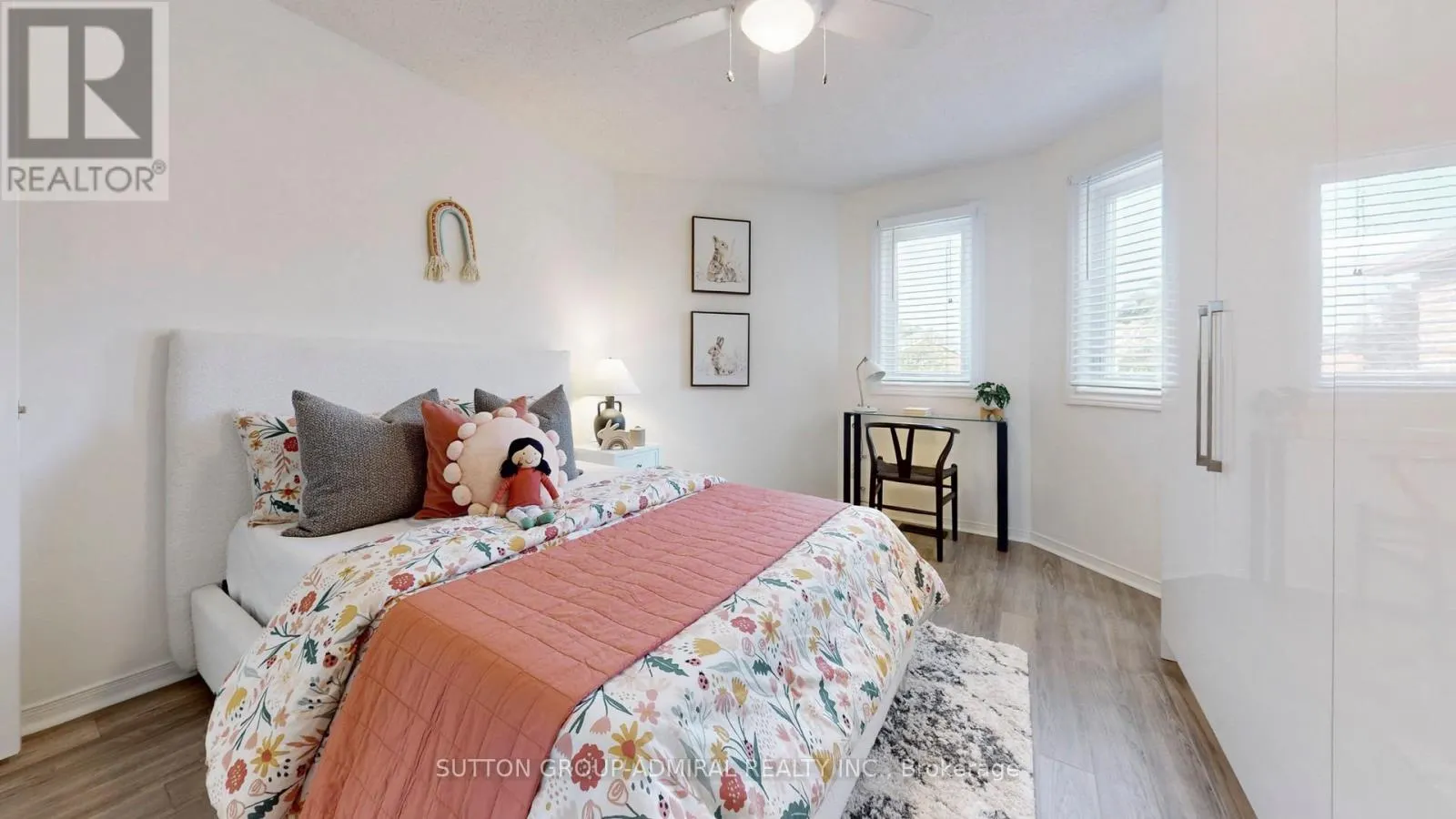 122 EDMUND SEAGER DRIVE