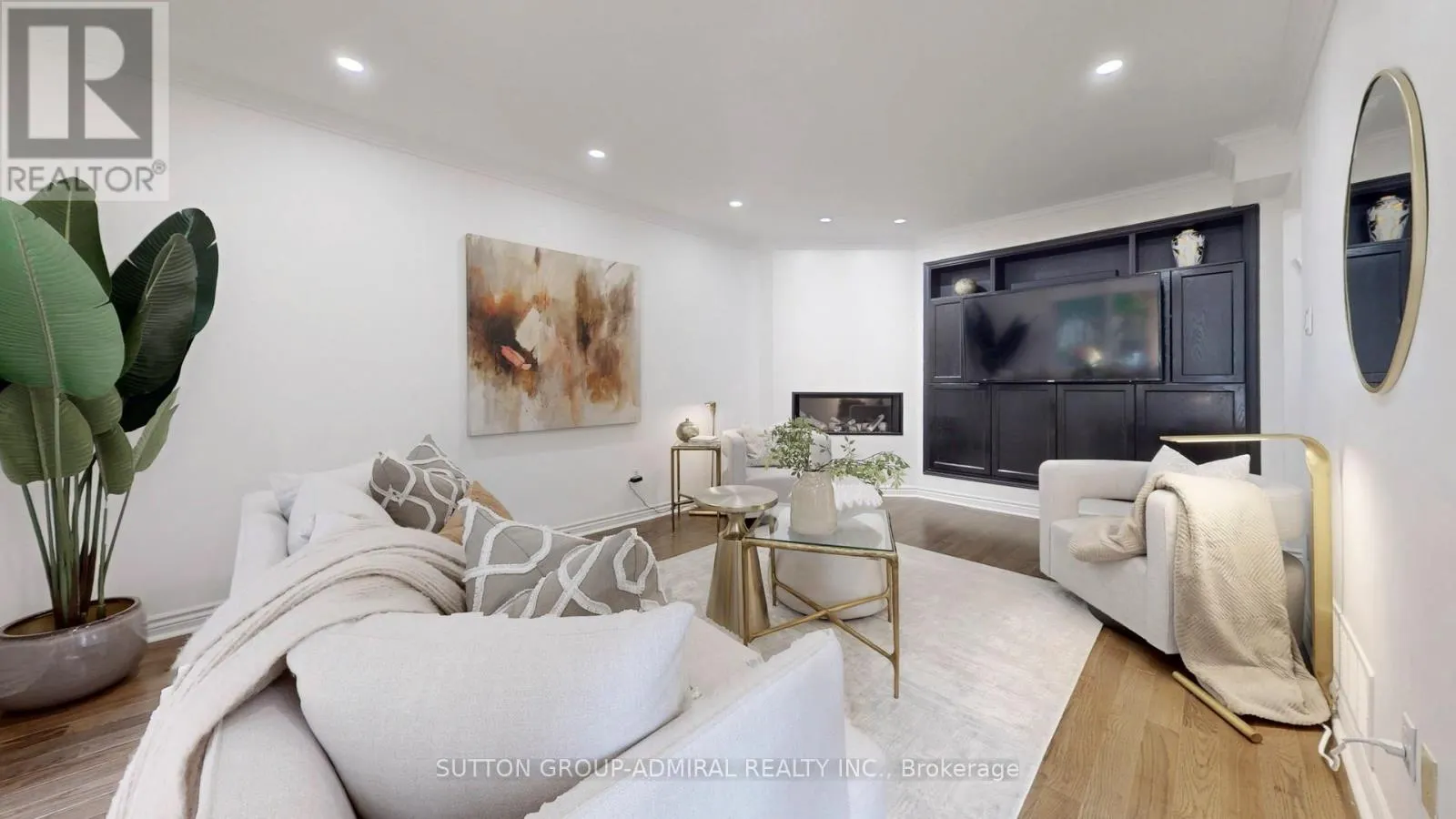 122 EDMUND SEAGER DRIVE