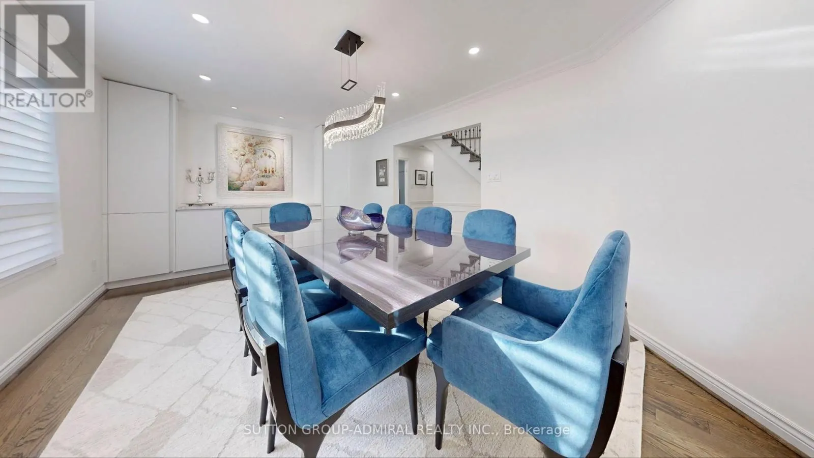 122 EDMUND SEAGER DRIVE