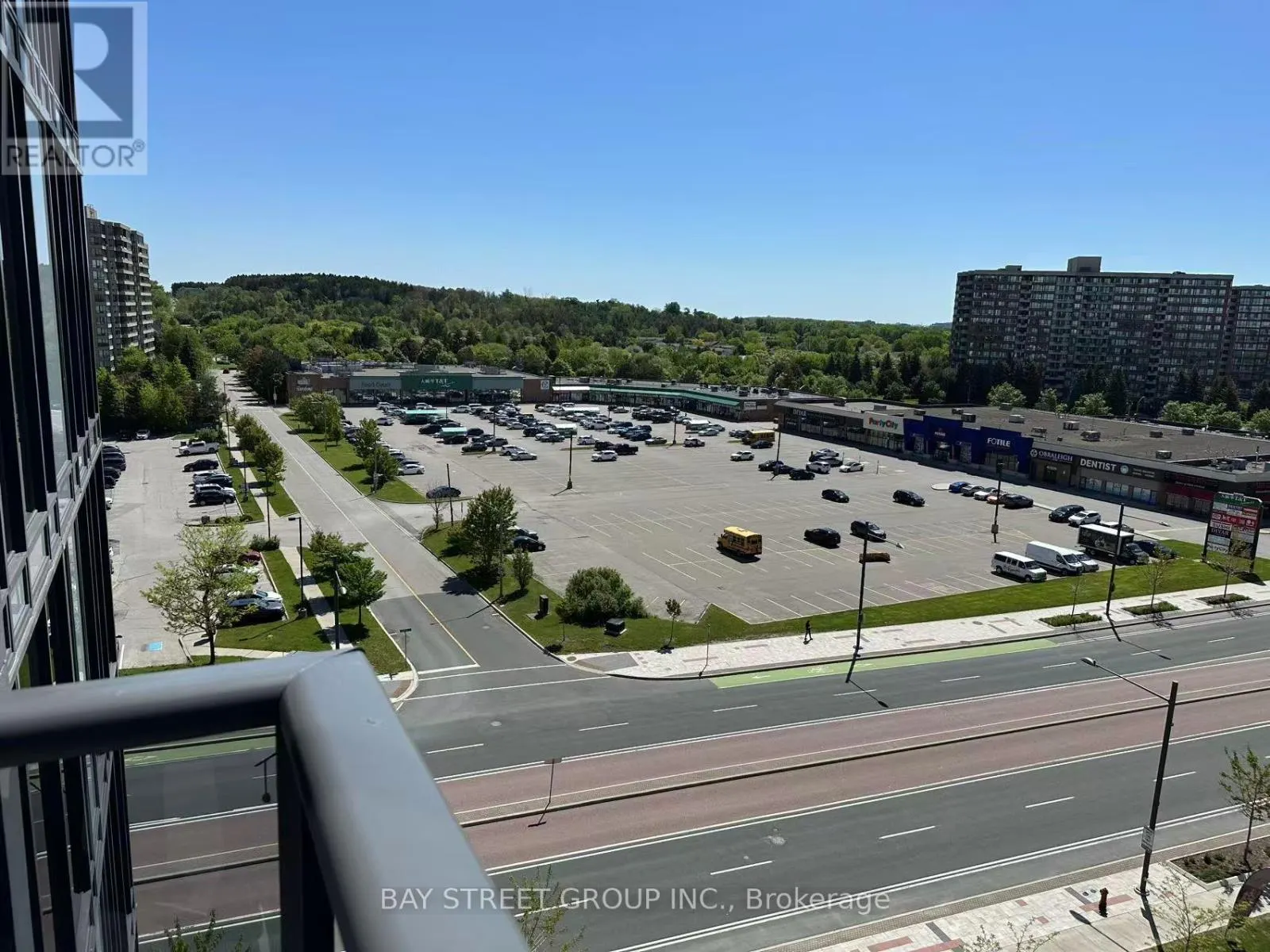 903 - 9608 YONGE STREET