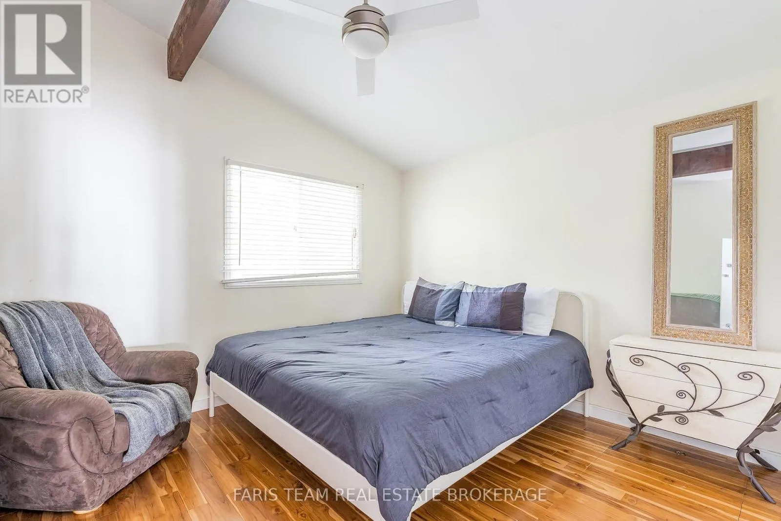 3595 GLENHAVEN BEACH ROAD