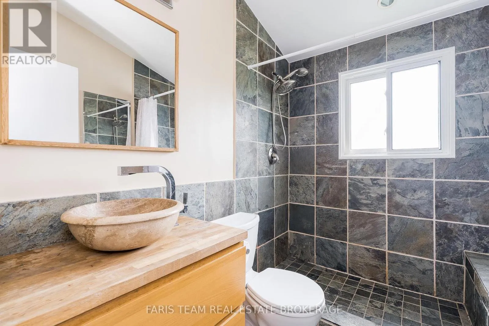 3595 GLENHAVEN BEACH ROAD
