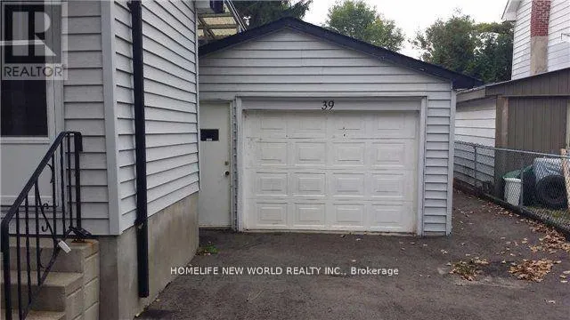 39 WINDSOR DRIVE