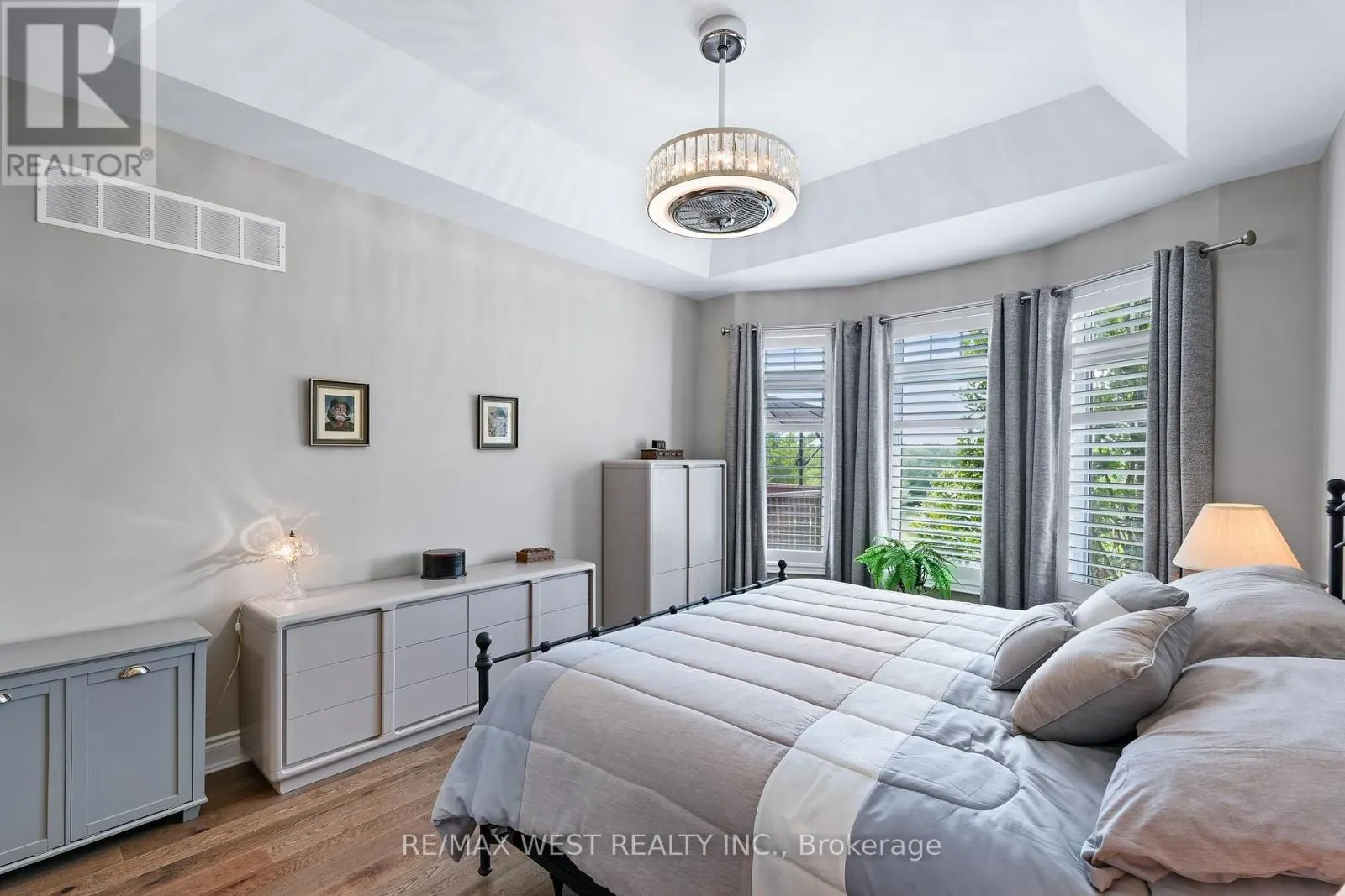 29 - 109 RIDGE WAY