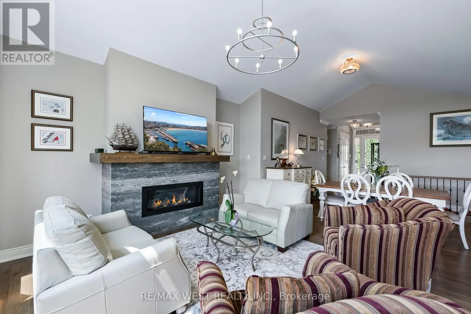29 - 109 RIDGE WAY